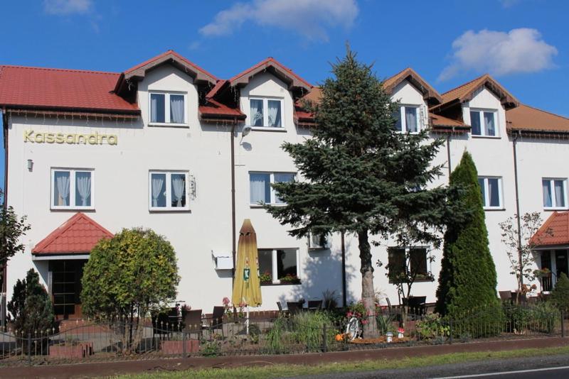Restauracja Hotel Kassandra Września Exteriör bild