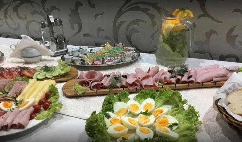 Restauracja Hotel Kassandra Września Exteriör bild